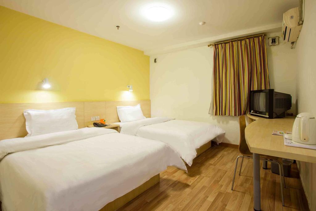 7Days Inn Jingmen Huyaguan Habitación foto